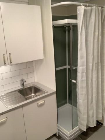 Private House-terrace-garden -parking-wifi-smarttv
