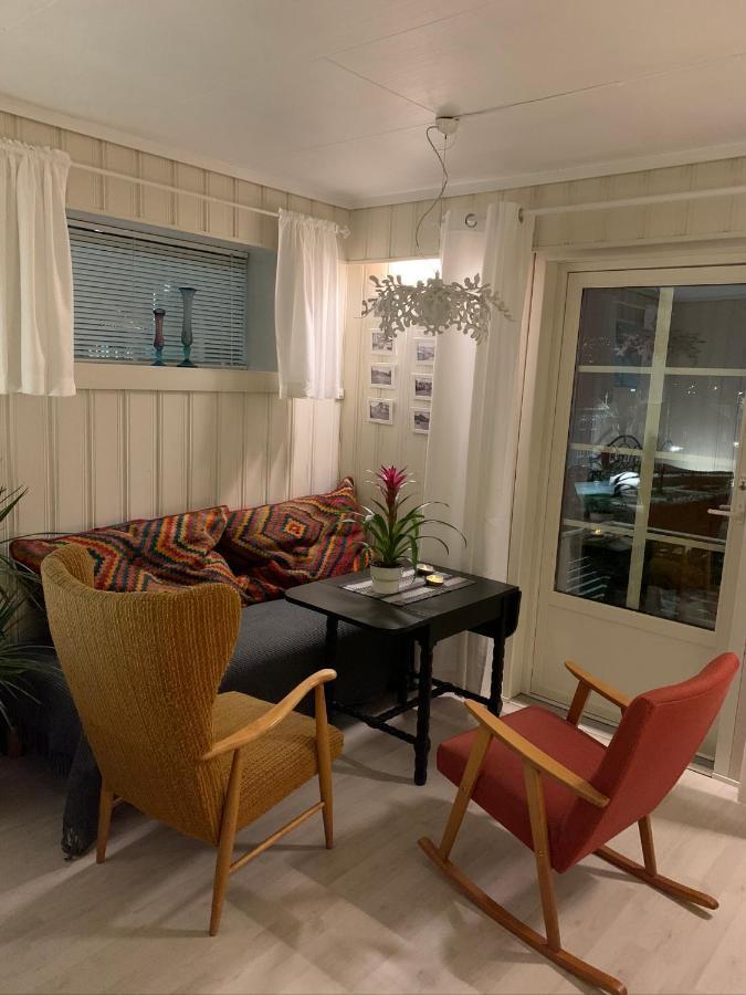 Villa Private House-terrace-garden -parking-wifi-smarttv *
