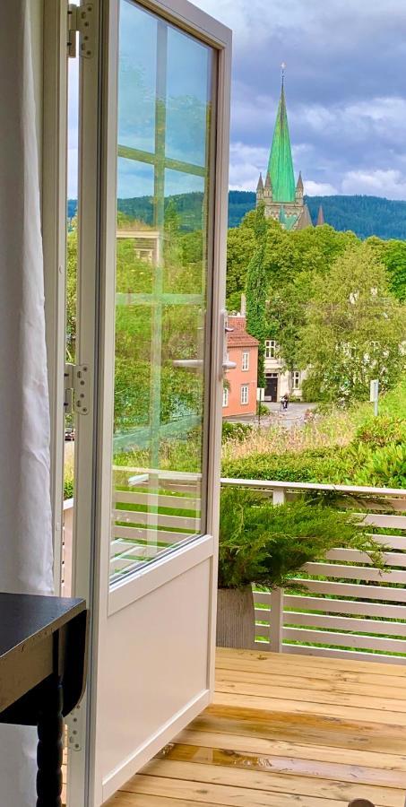 Private House-terrace-garden -parking-wifi-smarttv Villa